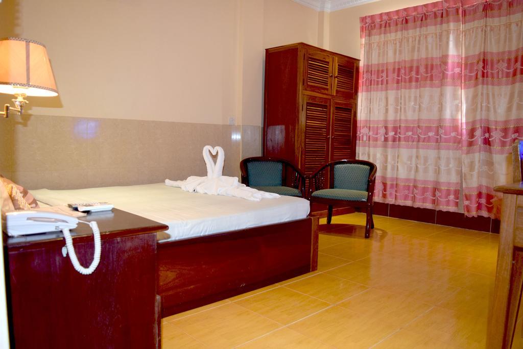 Reaksmey Battambang Hotel Eksteriør billede